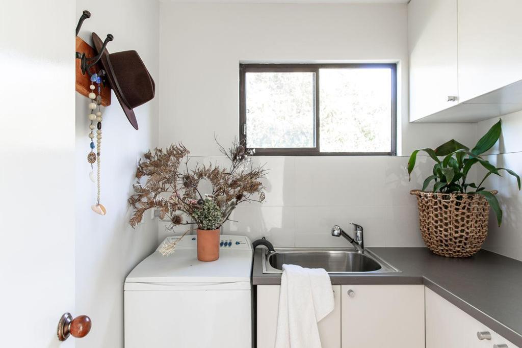 Villa Driftwood Rest Binalong Bay Sleeps 4 Exterior foto